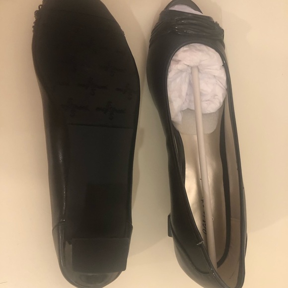 Peep toe kitten heels - Picture 5 of 6